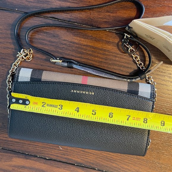 Burberry Henley Check Chain Crossbody Wallet Bag Leather & Fabric Black - Picture 8 of 13